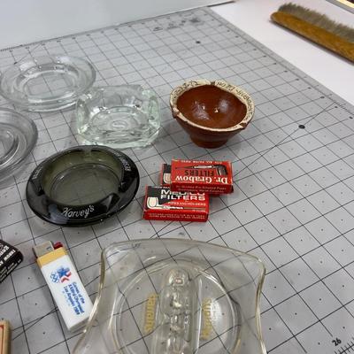 Smokin Hot ASHTRAYS Lot of em
