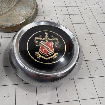 Automobile Center Caps VINTAGE 