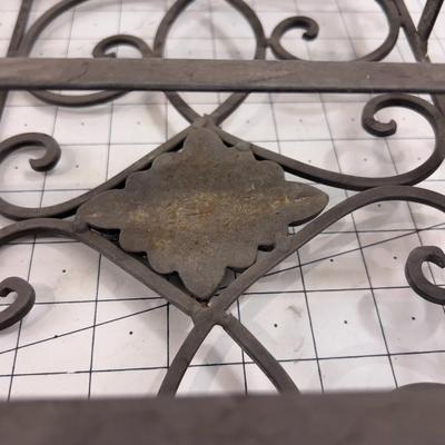 Magazine Rack Wall Mount Style. 