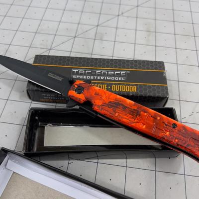 2 Tac-Force Folding Knives 