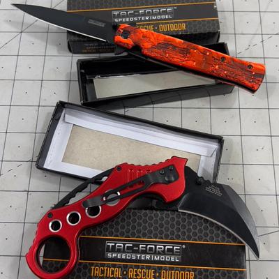 2 Tac-Force Folding Knives 