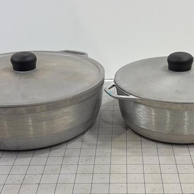 2 Cast Aluminum Cook Pots with Lids 