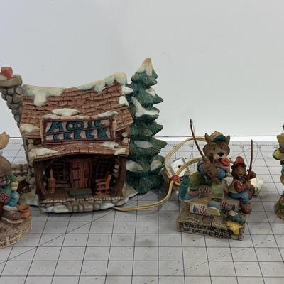 FUN!! Moose Creek Scene: House, Figurines Cabin/Camping. 