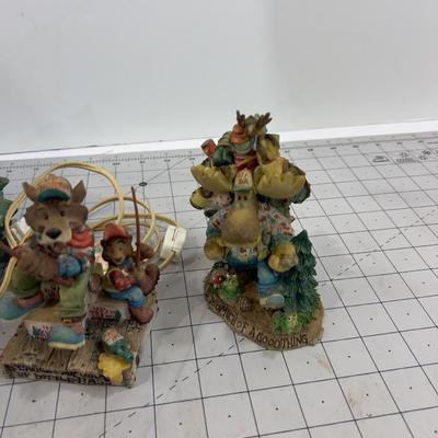 FUN!! Moose Creek Scene: House, Figurines Cabin/Camping. 