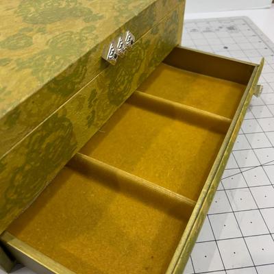 Vintage Velvet Lined Jewelry Box 