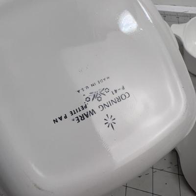 4 Corning Ware Petite, Dish Cornflower Corning Ware 