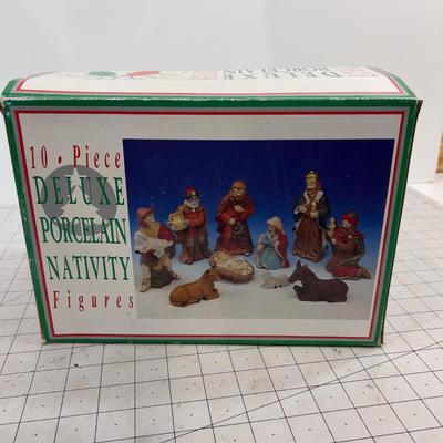 10 Piece Nativity Set Just Figurines. 