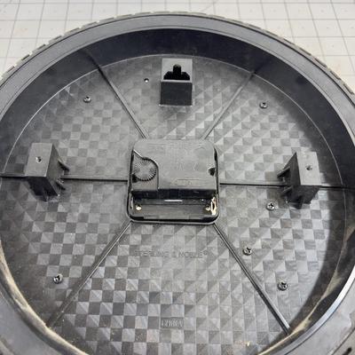 CLOCK! Looks like a Tire, funny! 