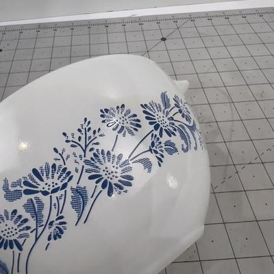 Small Pyrex Mixing Bowl 