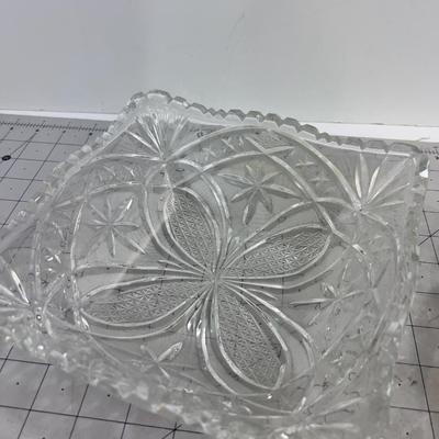 2 Pieces of Cut Glass Crystal 