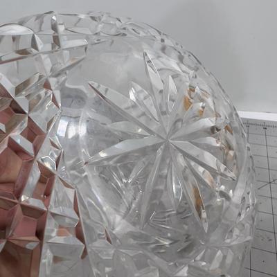 2 Pieces of Cut Glass Crystal 