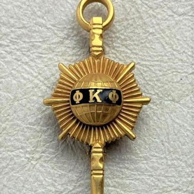 vintage PHI KAPPA PHI HONOR SOCIETY PIN 