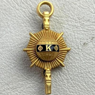 vintage PHI KAPPA PHI HONOR SOCIETY PIN 