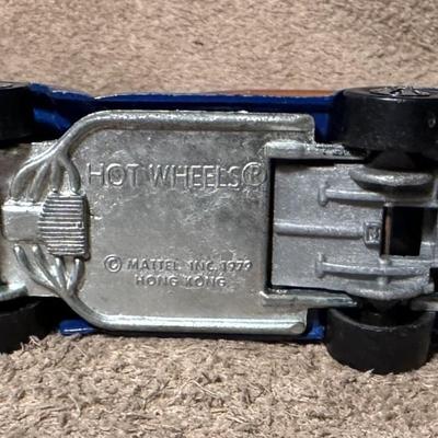 HOT WHEELS HiRakers '40's Woodie 1982 blue enamelHOT WHEELS HiRakers '40's Woodie 1982 blue enamel