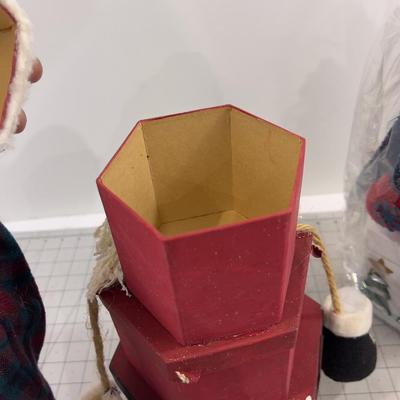 Santa and A Snowman Fun Gift Boxes