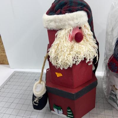 Santa and A Snowman Fun Gift Boxes