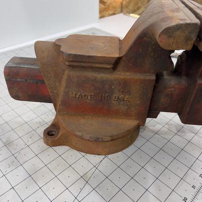 Columbian D45-M4 BENCH VICE