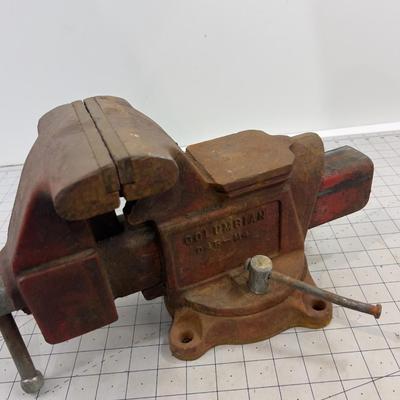 Columbian D45-M4 BENCH VICE