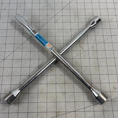 Metric Lug Wrench 