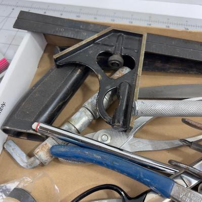 Hand Tools, Saw, Chalk Line, Wire bush and MORE!