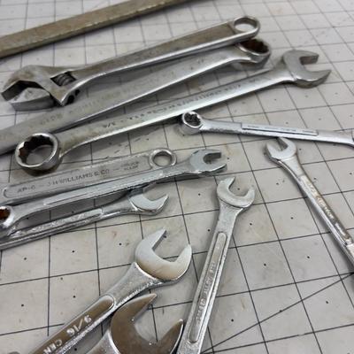 Wrenchs 