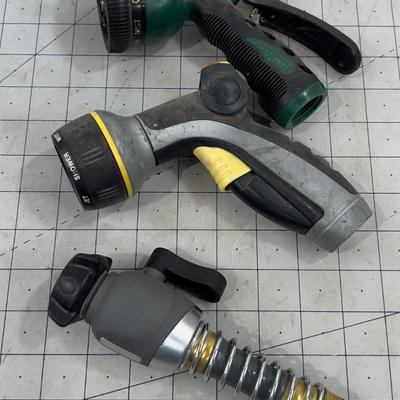 2 Spray Nozzles, Hose End 