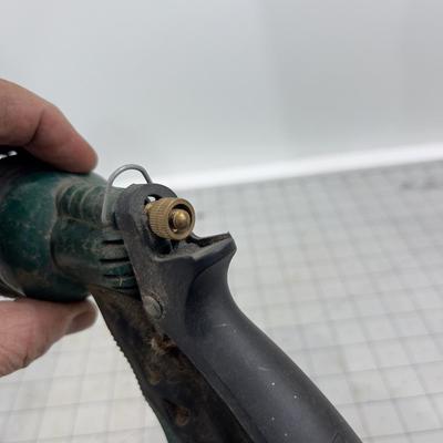 2 Spray Nozzles, Hose End 