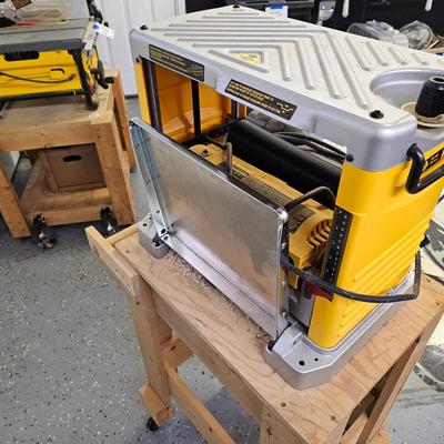 DeWalt 12.5" Heavy Duty Portable Thickness Planer (DG-JS)