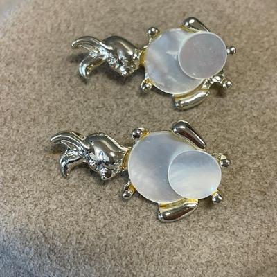 3 sets of cluster pins