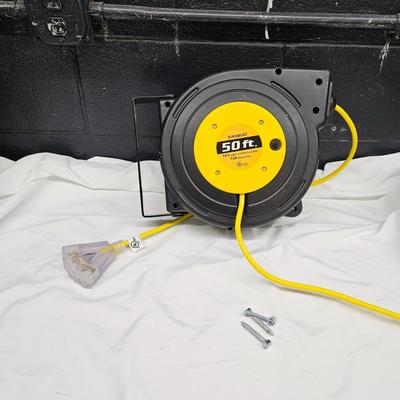 Suraielec Hanging Retractable Power Cord Reel (DG-JS)