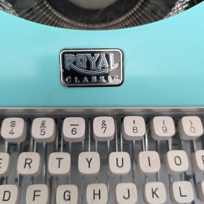 Vintage Royal Classic Manual Typewriter in Aqua Blue Retro Mid Century Style