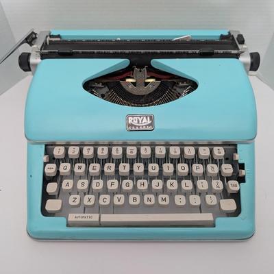 Vintage Royal Classic Manual Typewriter in Aqua Blue Retro Mid Century Style
