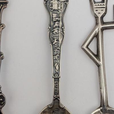 Lot of 4 Vintage Souvenir Spoons Windmill Dutch Varied Industries 1893 Abstract and Painted Bone Handle