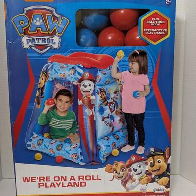 Paw Patrol We’re On A Roll Playland Inflatable with 20 Balls Nickelodeon Jakks