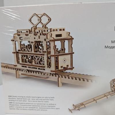 UGEARS Mechanical Wooden Model Kit Tram with Rails 154 Parts DIY 3D Puzzle