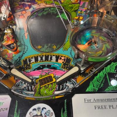 Creature from the Black Lagoon Pinball Machine