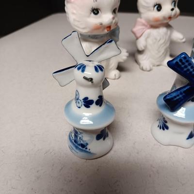VINTAGE SALT & PEPPER SHAKERS