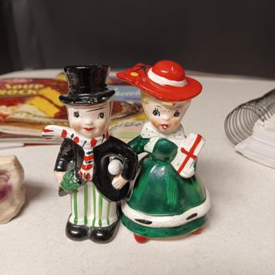 1935 CHALKWARE AND LEFTON SHAKERS, COOKBOOKS & CAST IRON MATCH HOLDER