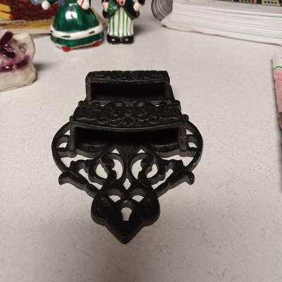 1935 CHALKWARE AND LEFTON SHAKERS, COOKBOOKS & CAST IRON MATCH HOLDER