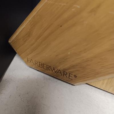 FARBERWARE CUTLERY SET, ELECTRIC ROASTER & METAL ?