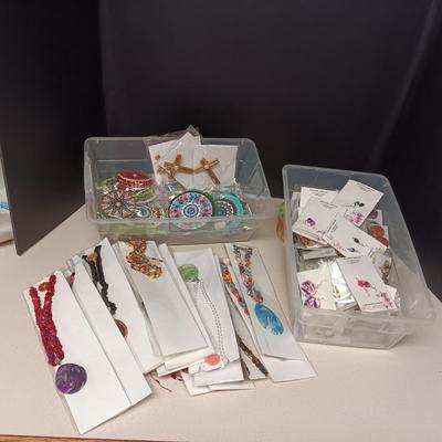 HANDCRAFTED JEWELRY AND MAGNETS