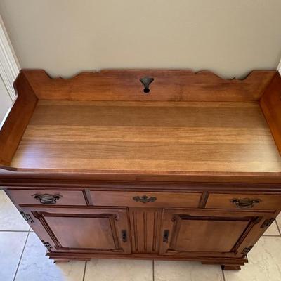 Tell City “Young Republic” Maple Server