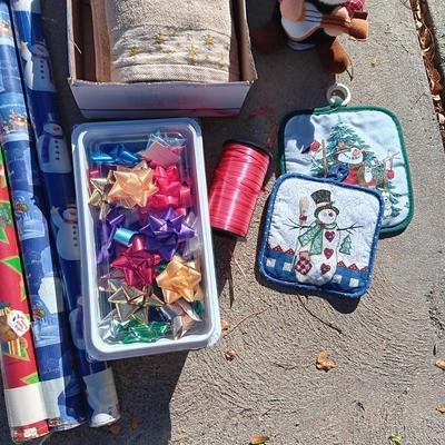 ANIMATED ANIMALS, HOLIDAY PILLOWS, GIFT WRAP, BOWS AND MORE