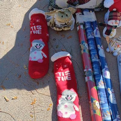 ANIMATED ANIMALS, HOLIDAY PILLOWS, GIFT WRAP, BOWS AND MORE