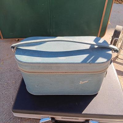 LADIES BRIEFCASE, LUGGAGE CART, OSCAR DE LORETO SUITCASE & SKYWAY COSMETIC CASE