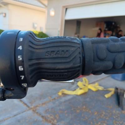 MEN'S DIAMONDBACK SHERWOOD 7 SPEED BIKE