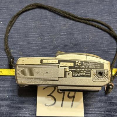 Olympus D-450 Digital Camera