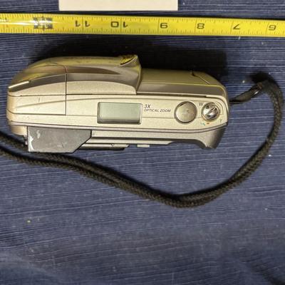 Olympus D-450 Digital Camera