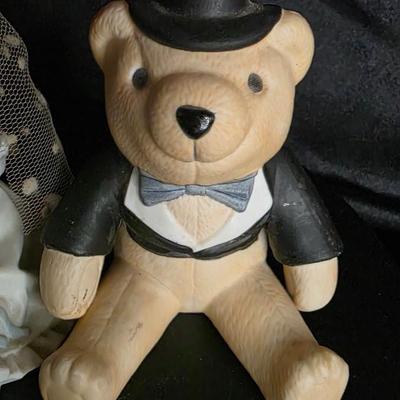 Vintage Russ Berrie Bride and Groom Teddy Bear Figurines – Porcelain Wedding Keepsake Set (1970s–1980s)