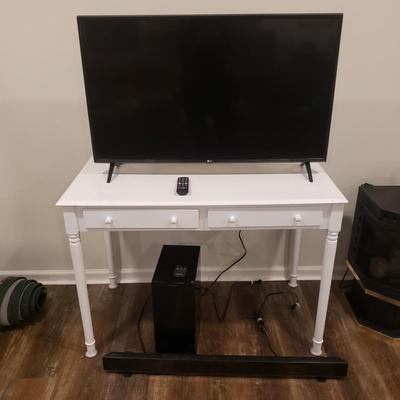 LG 42" TV W/Panasonic Woofer and Sound Bar (BLR-KD)